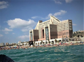 Luxurious Beach apartment, Haifa